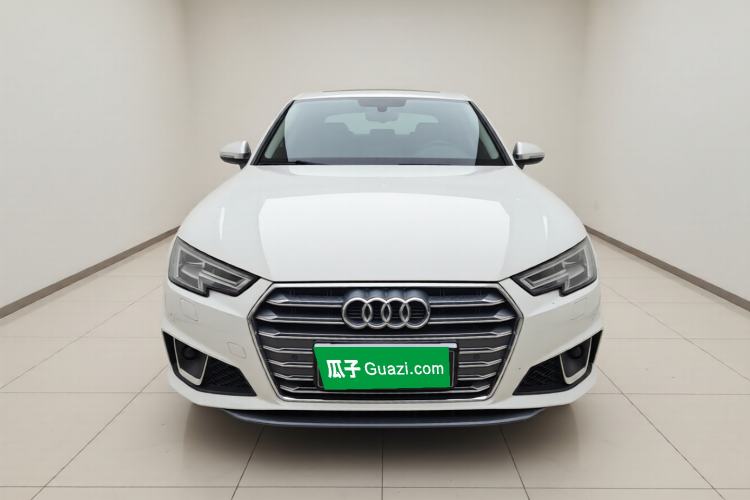 Used Audi A4L 2019 40 TFSI Fashion Edition China VI Emission Standard Front