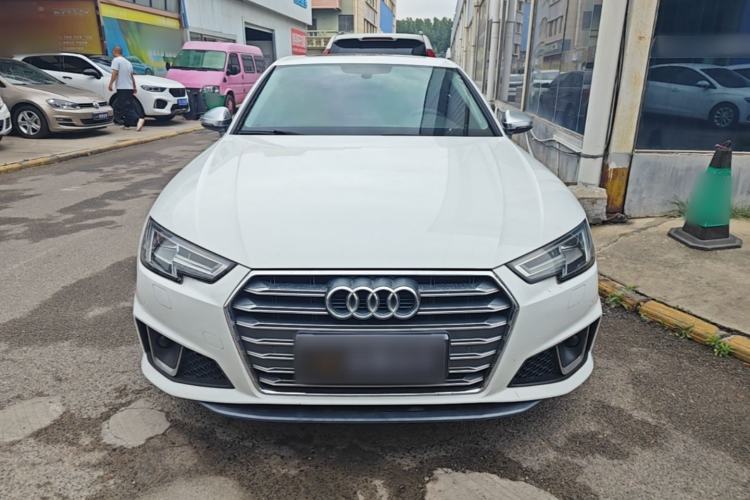 Used Audi A4L 2019 40 TFSI Fashion Edition China VI Emission Standard Front