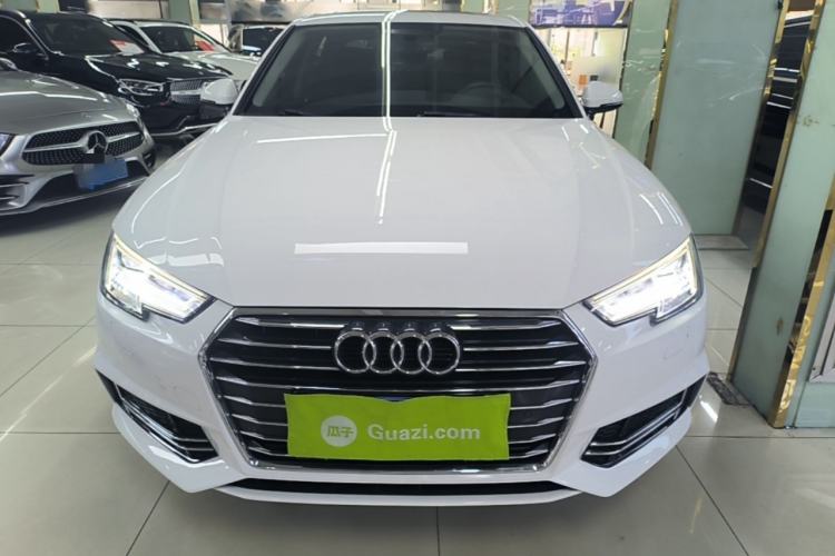 Used Audi A4L 2019 40 TFSI Ambition China VI Front