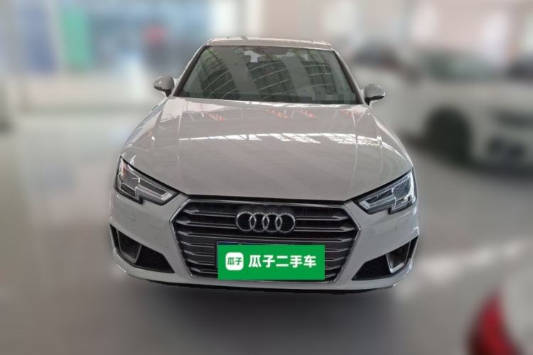 Used Audi A4L 2019 40 TFSI Fashion Edition China VI Emission Standard Front