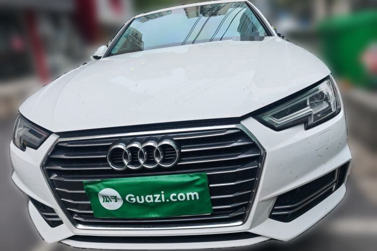 Used Audi A4L 2019 40 TFSI Ambition China VI Front
