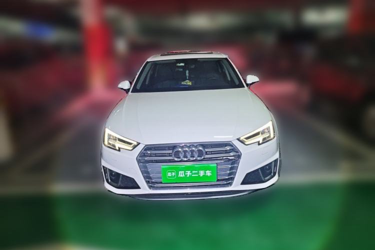 Used Audi A4L 2019 40 TFSI Fashion Edition China VI Emission Standard Front