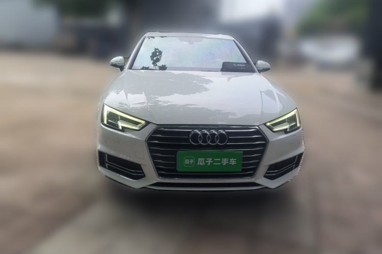 Used Audi A4L 2019 40 TFSI Ambition China VI Front