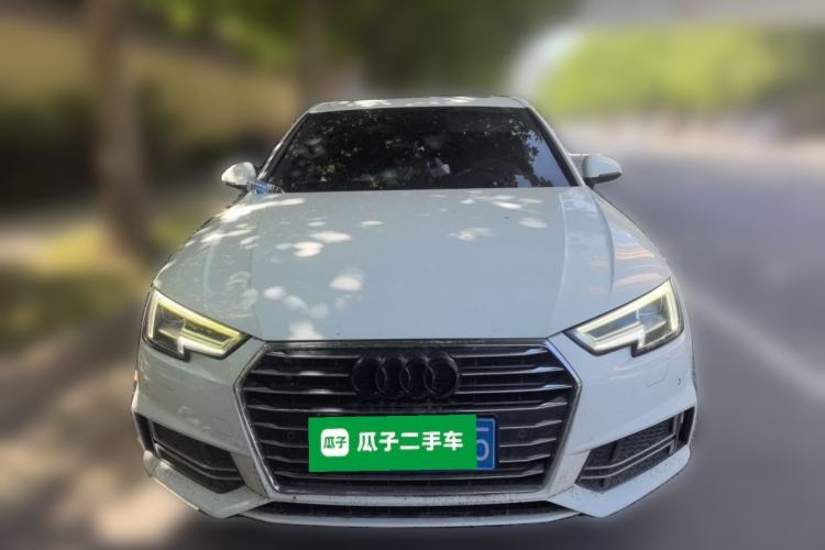 Used Audi A4L 2019 40 TFSI Ambition China VI Front
