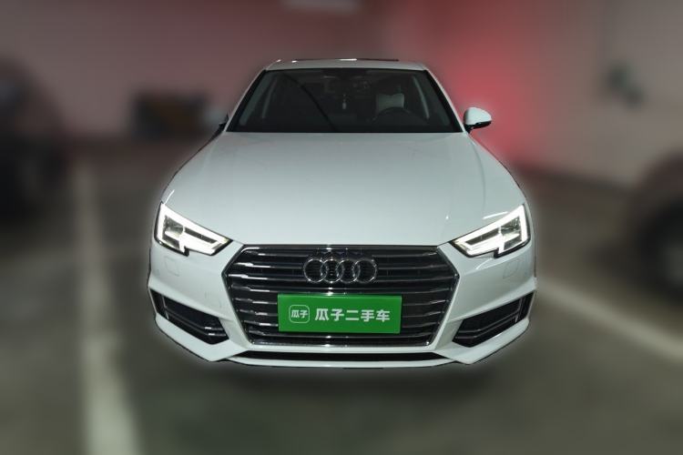 Used Audi A4L 2019 40 TFSI Ambition China VI Front