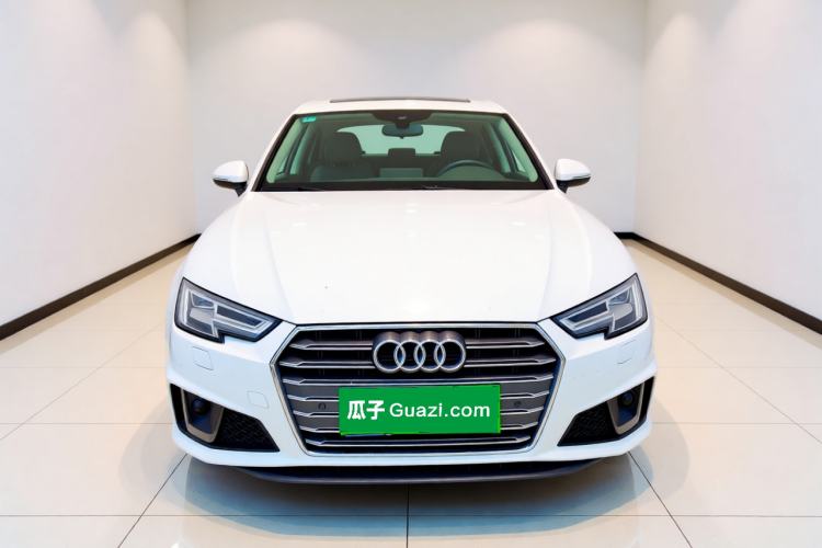 Used Audi A4L 2019 40 TFSI Fashion Edition China VI Emission Standard Front