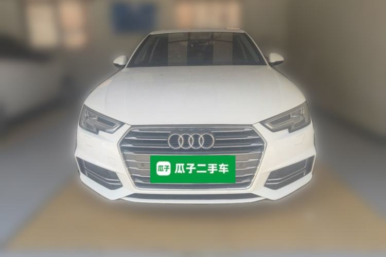 Used Audi A4L 2019 40 TFSI Ambition China VI Front