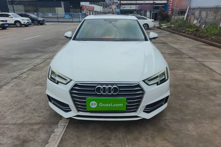 Used Audi A4L 2019 40 TFSI Ambition China VI Front