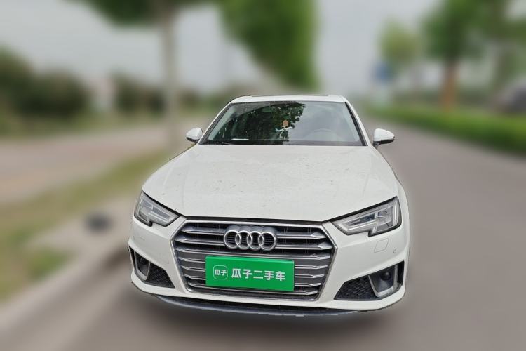 Used Audi A4L 2019 40 TFSI Fashion Edition China VI Emission Standard Front