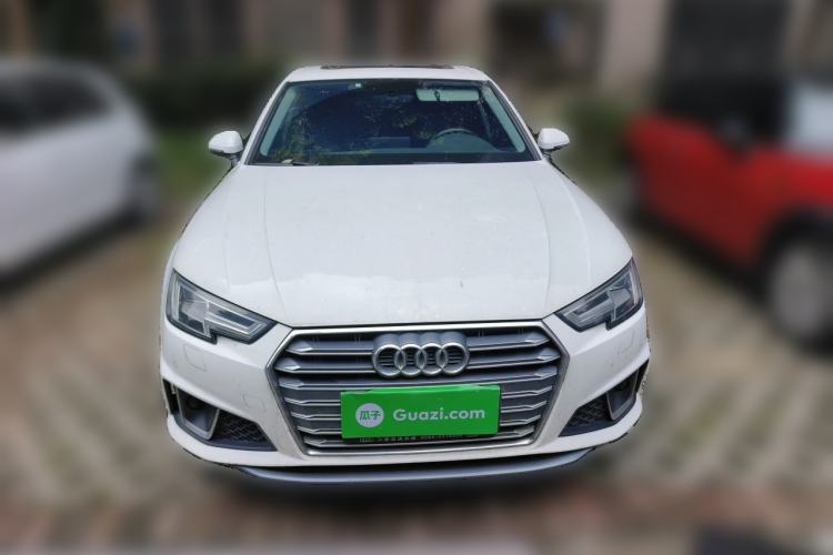 Used Audi A4L 2019 40 TFSI Fashion Edition China VI Emission Standard Front