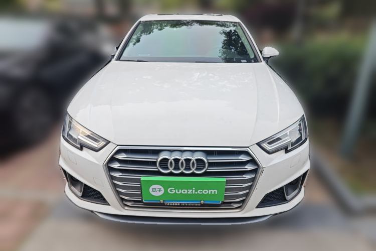 Used Audi A4L 2019 40 TFSI Fashion Edition China VI Emission Standard Front