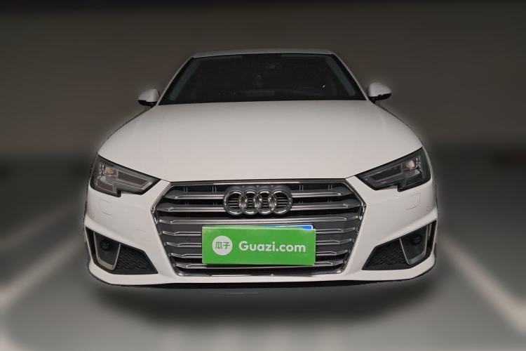 Used Audi A4L 2019 40 TFSI Fashion Edition China VI Emission Standard Front