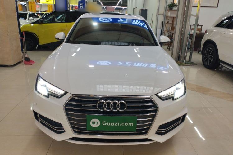 Used Audi A4L 2019 40 TFSI Ambition China VI Front