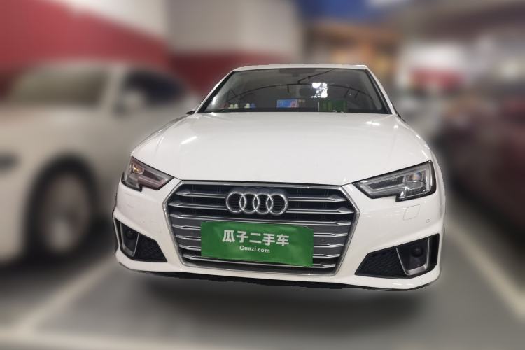 Used Audi A4L 2019 40 TFSI Fashion Edition China VI Emission Standard Front