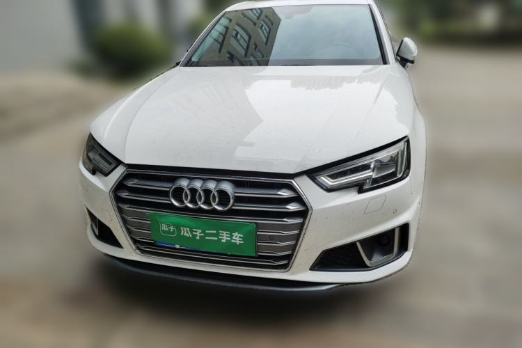 Used Audi A4L 2019 40 TFSI Fashion Edition China VI Emission Standard Front