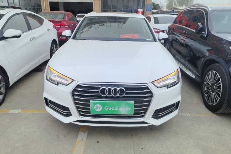 Used Audi A4L 2019 40 TFSI Ambition China VI Front