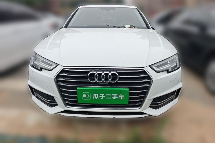 Used Audi A4L 2019 40 TFSI Ambition China VI Front