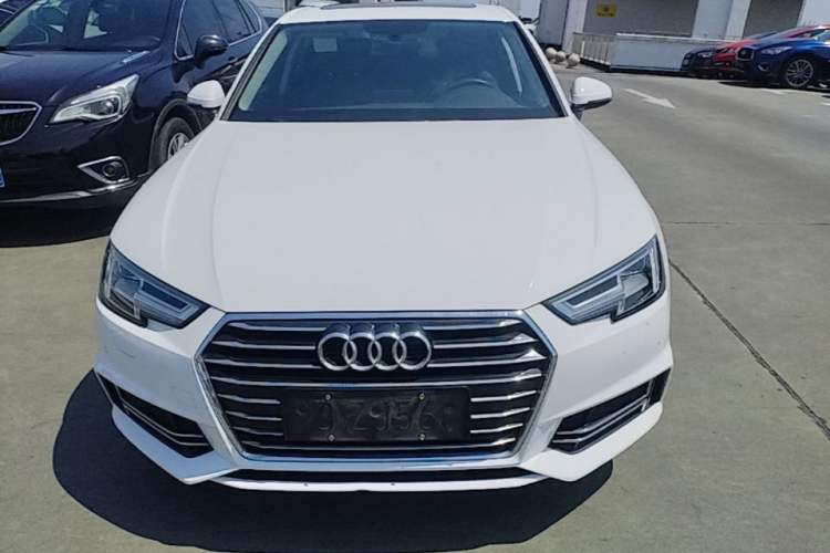 Used Audi A4L 2019 40 TFSI Ambition China VI Front