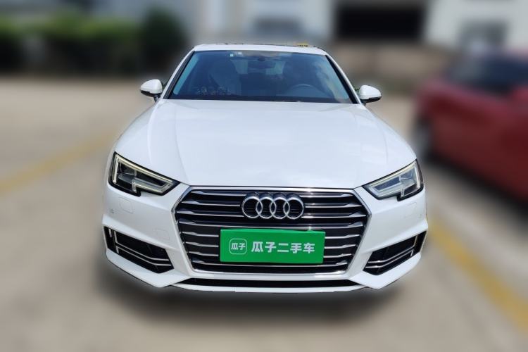 Used Audi A4L 2019 40 TFSI Ambition China VI Front