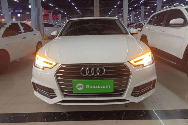 Used Audi A4L 2019 40 TFSI Ambition China VI Front