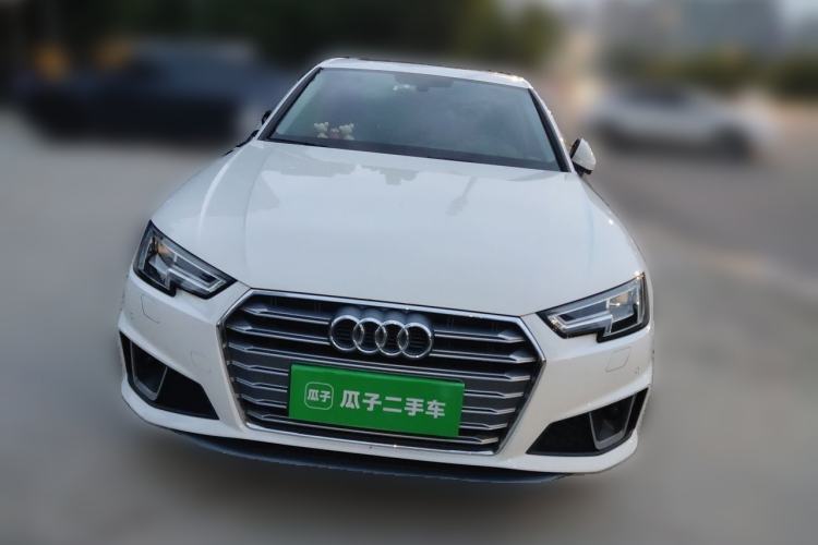 Used Audi A4L 2019 40 TFSI Fashion Edition China VI Emission Standard Front