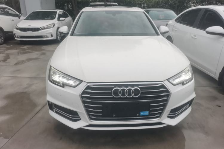 Used Audi A4L 2019 40 TFSI Ambition China VI Front