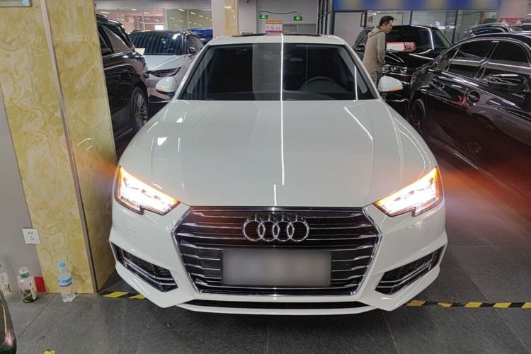 Used Audi A4L 2019 40 TFSI Ambition Version China V Front