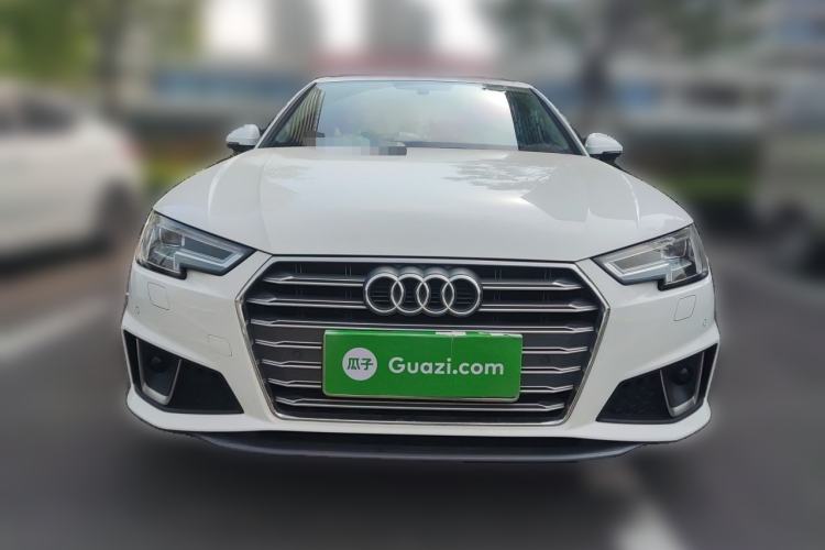 Used Audi A4L 2019 40 TFSI Fashion Edition China VI Emission Standard Front