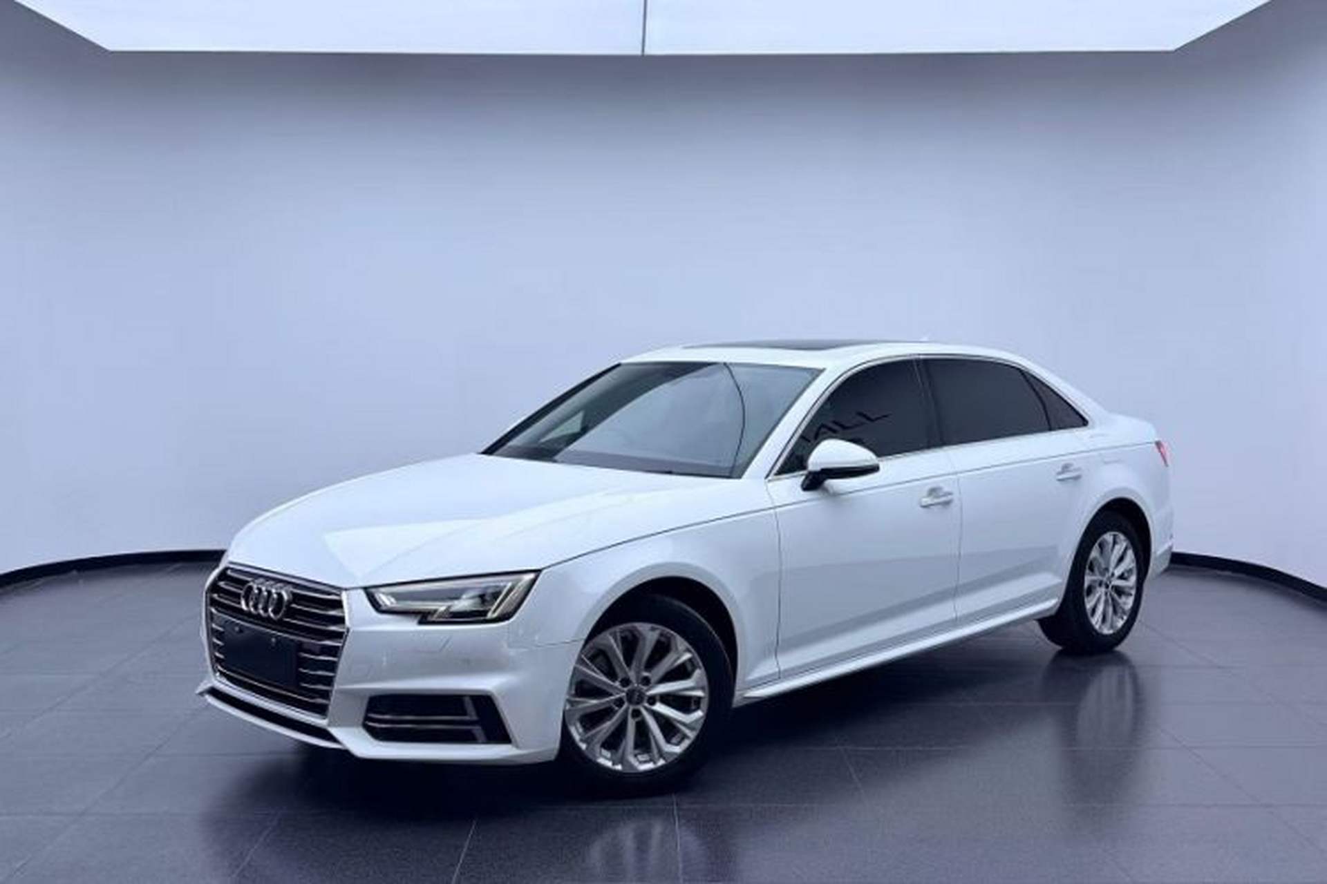 Used Audi A4L 2019 40 TFSI Ambition Version China V Front Left 45 Deg