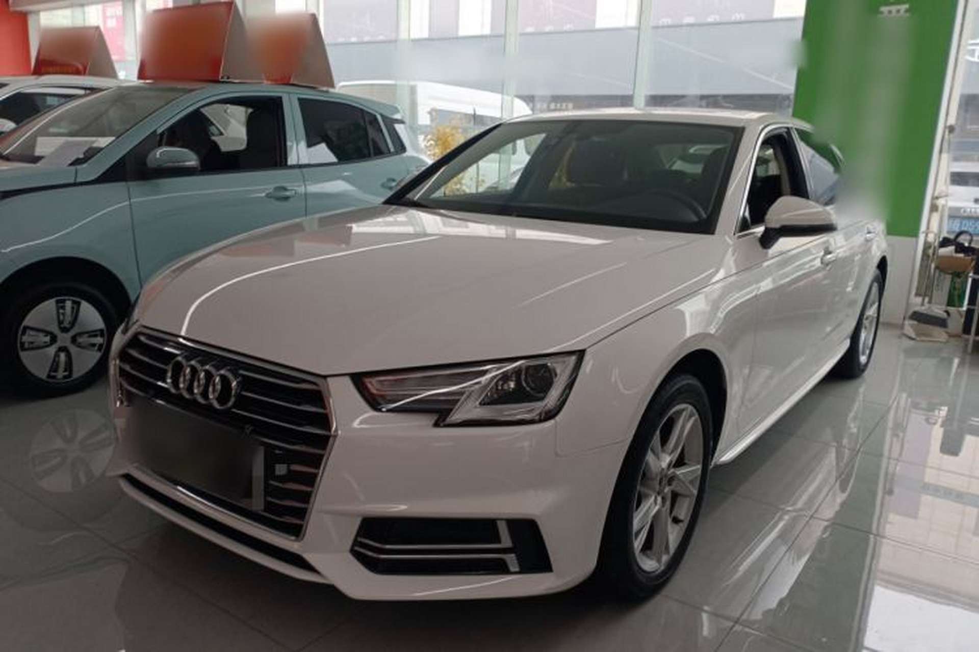 Used Audi A4L 2019 35 TFSI Ambition China VI Front Left 45 Deg