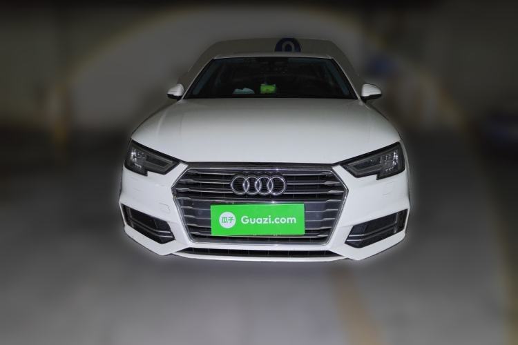 Used Audi A4L 2019 40 TFSI Ambition China VI Front