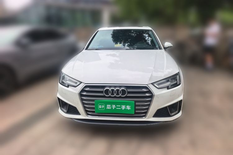 Used Audi A4L 2019 40 TFSI Fashion Edition China VI Emission Standard Front