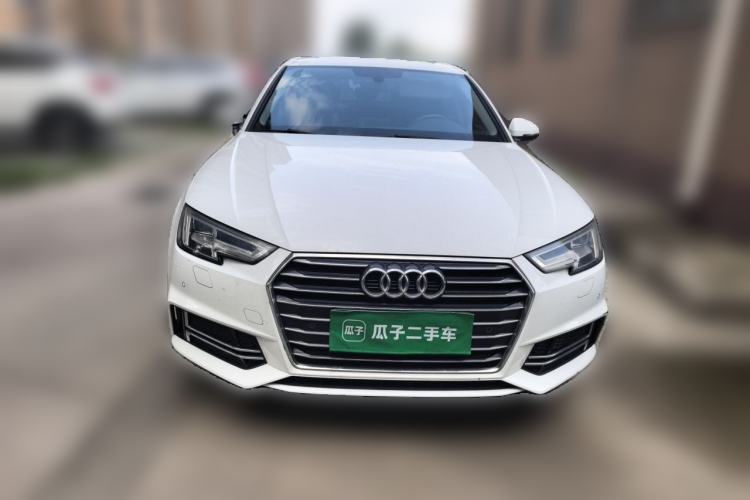Used Audi A4L 2019 40 TFSI Ambition China VI Front