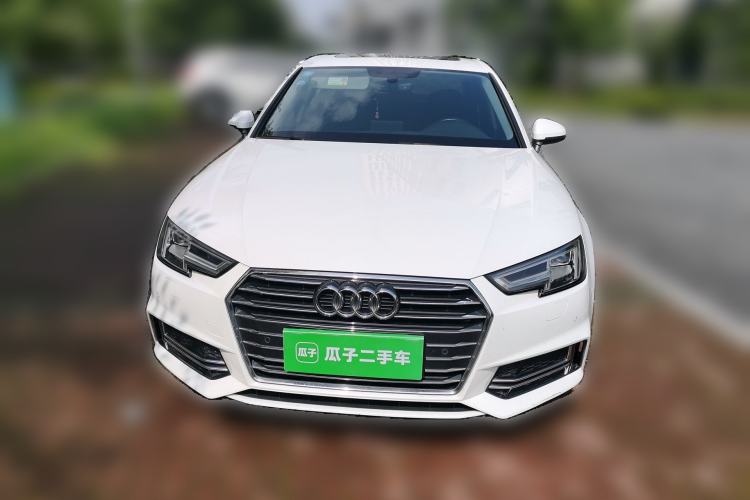Used Audi A4L 2019 40 TFSI Ambition China VI Front