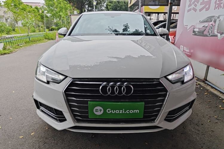 Used Audi A4L 2019 40 TFSI Ambition China VI Front