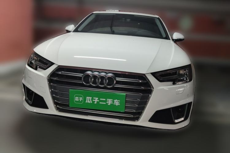 Used Audi A4L 2019 40 TFSI Fashion Edition China VI Emission Standard Front