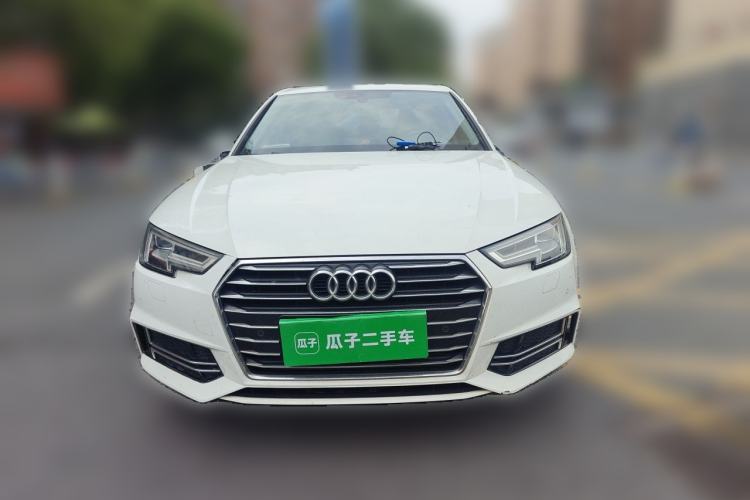 Used Audi A4L 2019 40 TFSI Ambition China VI Front