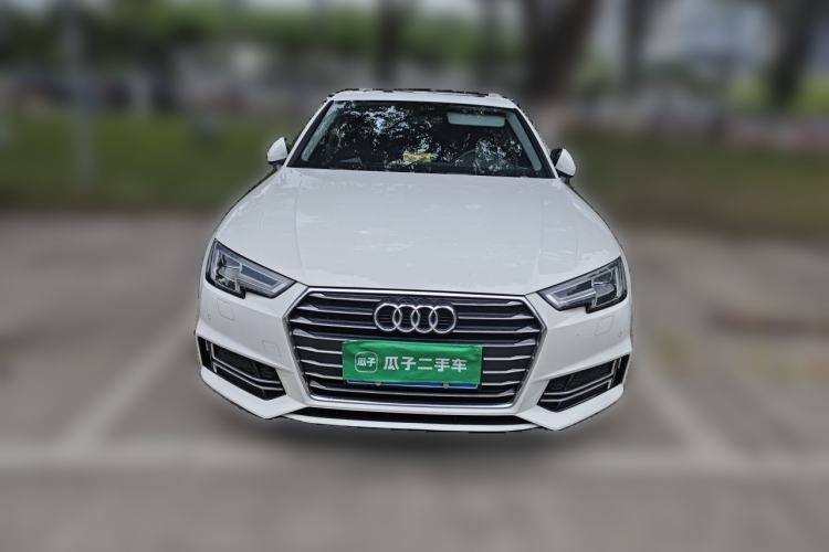 Used Audi A4L 2019 40 TFSI Ambition China VI Front