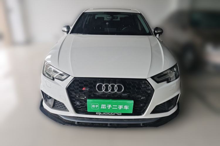 Used Audi A4L 2019 40 TFSI Fashion Edition China VI Emission Standard Front