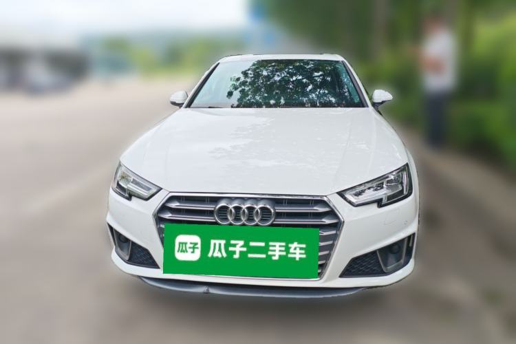 Used Audi A4L 2019 40 TFSI Fashion Edition China VI Emission Standard Front