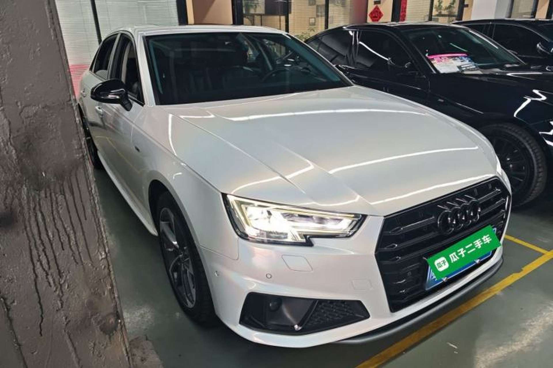 Used Audi A4L 2019 40 TFSI Fashion Edition China VI Emission Standard Front Right 45 Deg