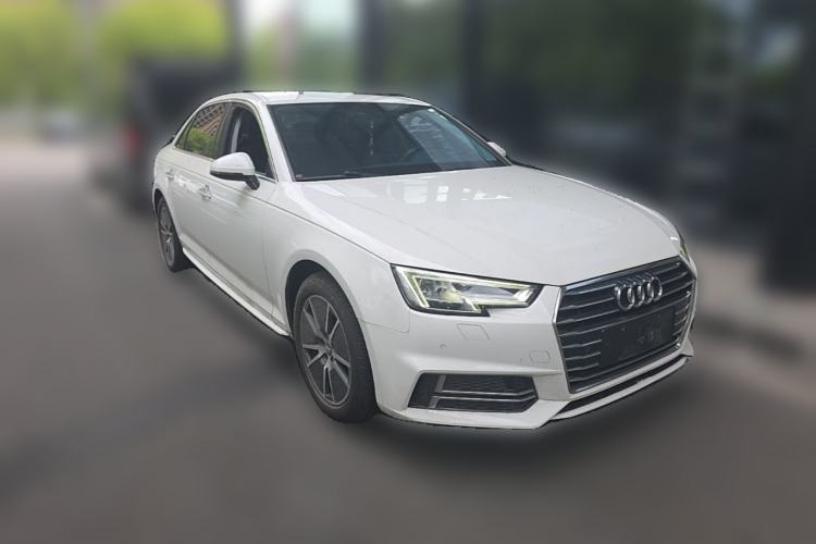 Used Audi A4L 2019 40 TFSI Ambition China VI Front Right 45 Deg