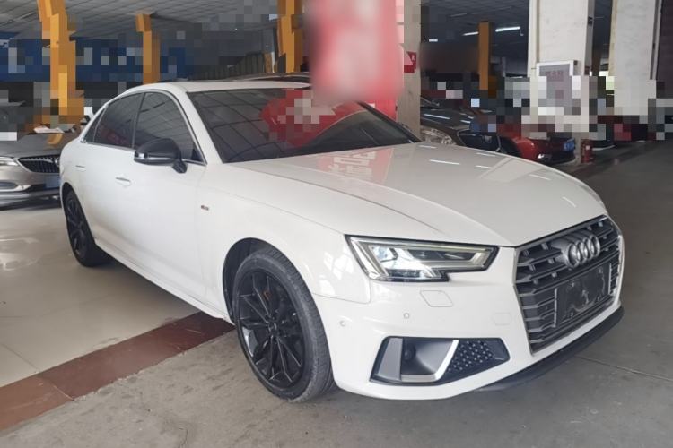 Used Audi A4L 2019 40 TFSI Fashion Edition China VI Emission Standard Front Right 45 Deg