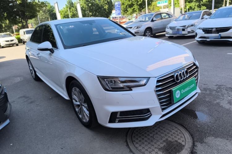 Used Audi A4L 2019 40 TFSI Ambition China VI Front Right 45 Deg