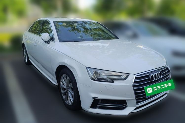 Used Audi A4L 2019 40 TFSI Ambition China VI Front Right 45 Deg