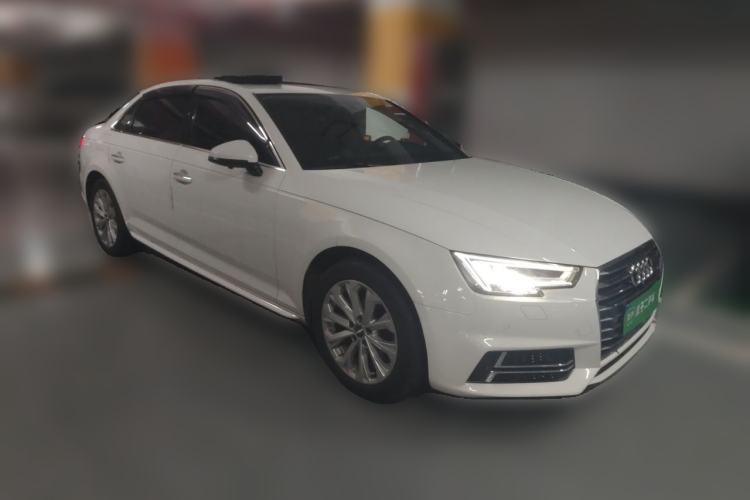 Used Audi A4L 2019 40 TFSI Ambition China VI Front Right 45 Deg