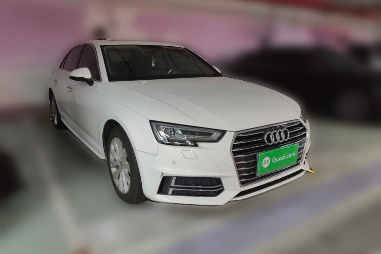Used Audi A4L 2019 40 TFSI Ambition China VI Front Right 45 Deg