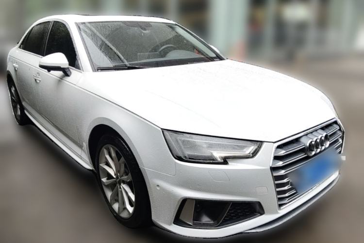 Used Audi A4L 2019 40 TFSI Fashion Edition China VI Emission Standard Front Right 45 Deg