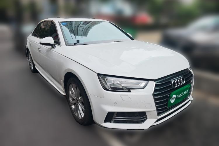 Used Audi A4L 2019 40 TFSI Ambition China VI Front Right 45 Deg