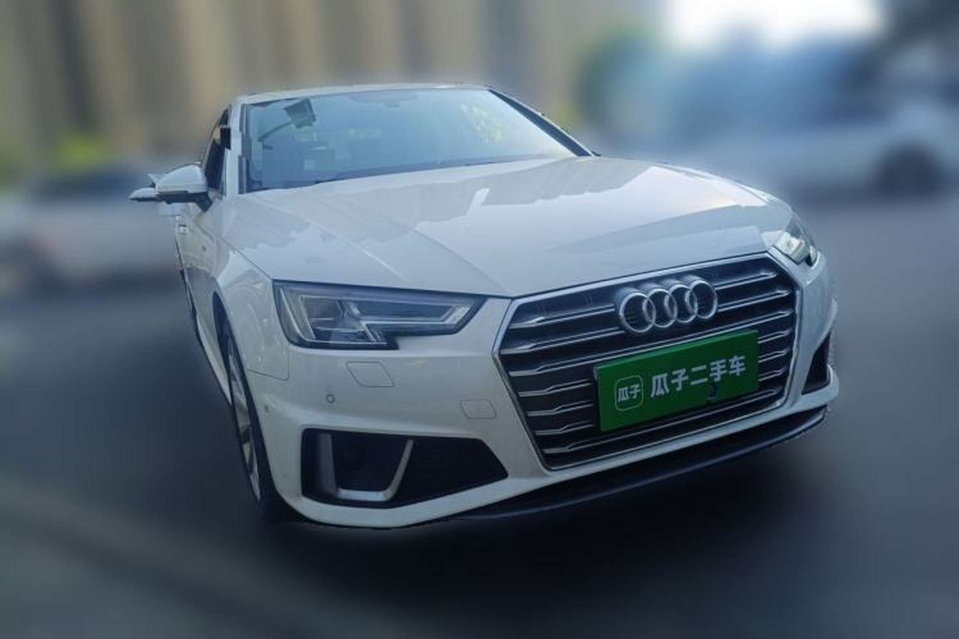 Used Audi A4L 2019 40 TFSI Fashion Edition China VI Emission Standard Front Right 45 Deg